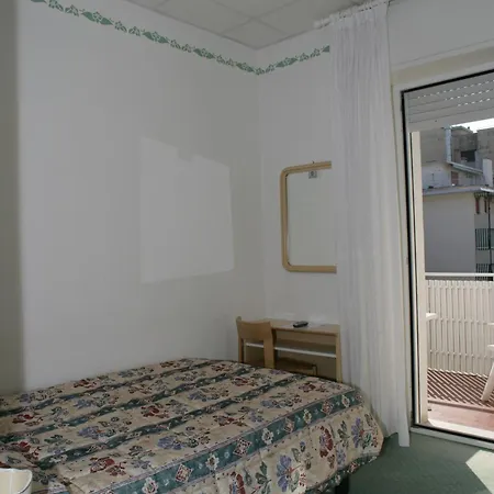 Hotell Rosa 3*