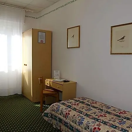 Rosa Hotell Grado