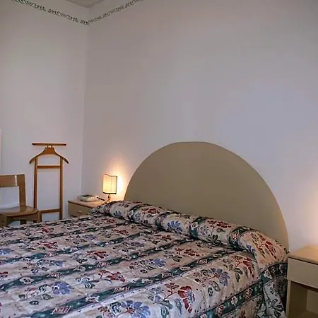 Rosa Hotell Grado