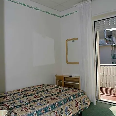 Rosa Hotell