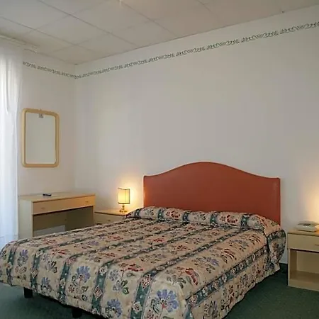 Hotell Rosa 3*