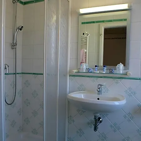 Rosa Hotell Grado